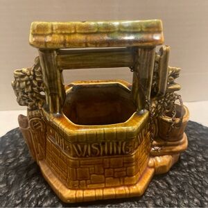 Vintage McCoy Wishing well planter